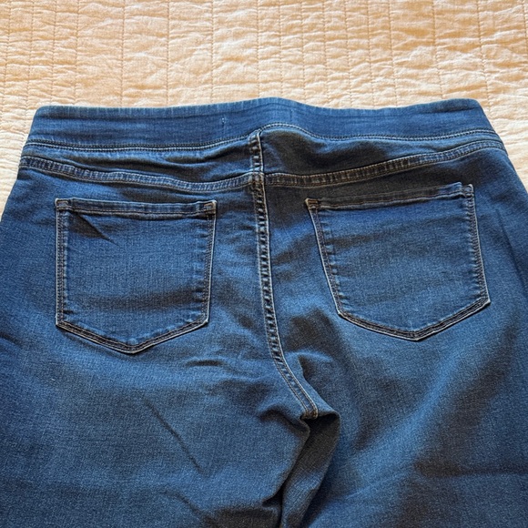 Old Navy Dark Blue Women's Skinny Jeans - Picture 7 of 8